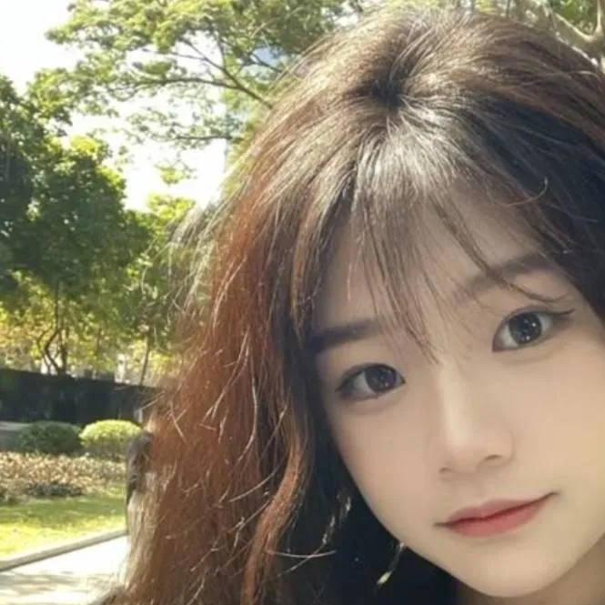 chat with ai character: LIAM