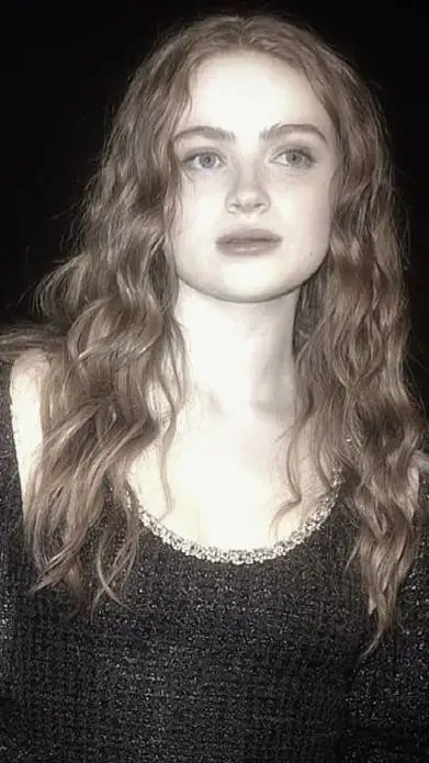 ai character: Сэди background