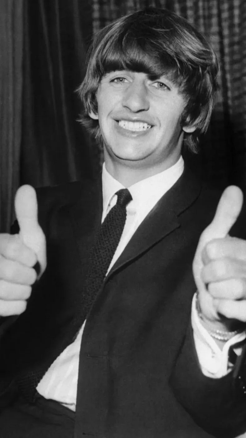 ai character: Ringo Starr  background