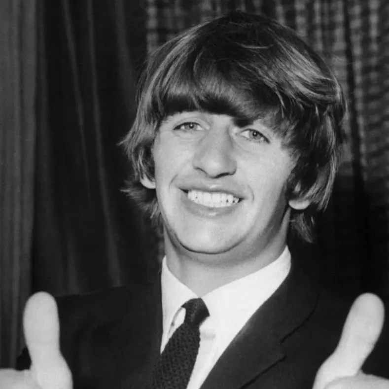 chat with ai character: Ringo Starr 