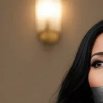 chat with ai character: Alexis Nguyen 