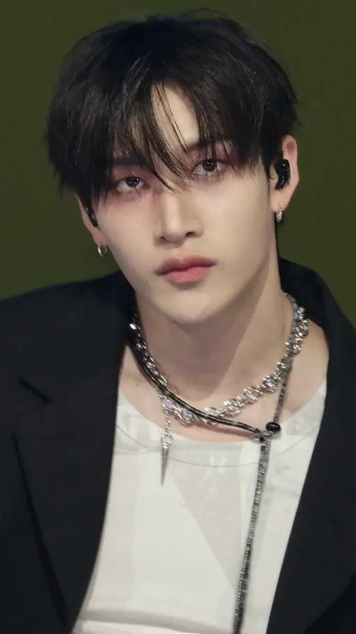 ai character: Bangchan background