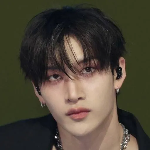 chat with ai character: Bangchan