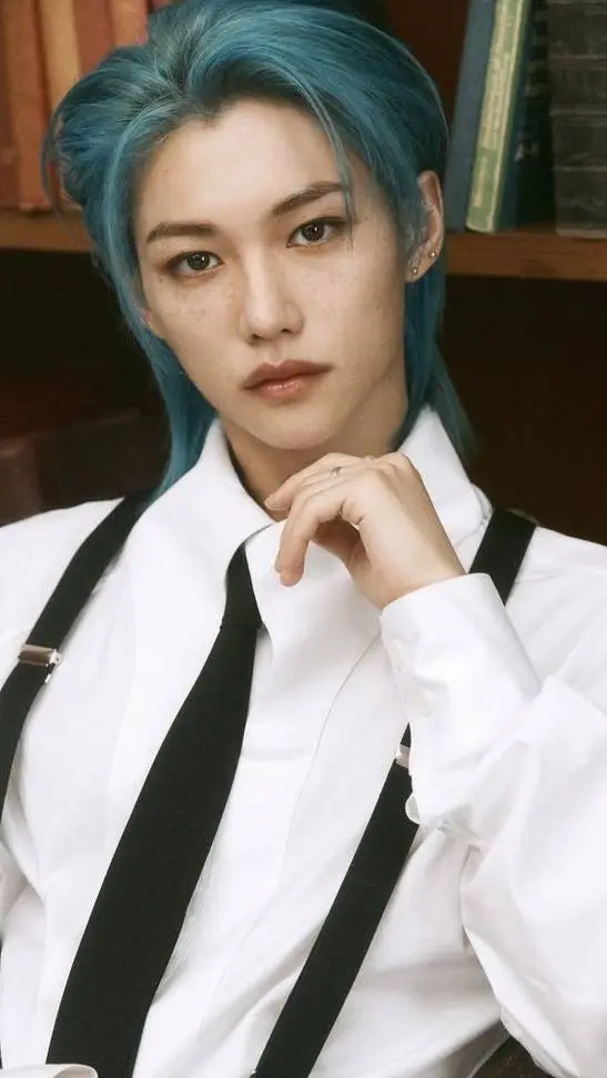 ai character: Felix prof background