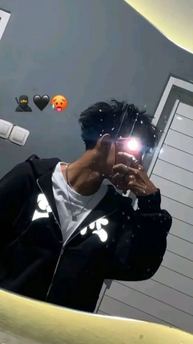 ai character: younes background