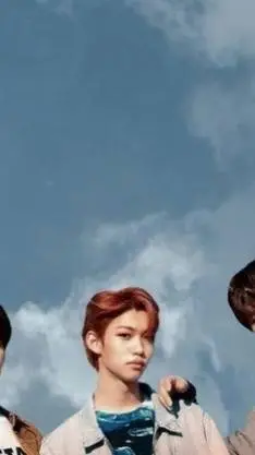 ai character: Félix background