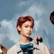 chat with ai character: Félix