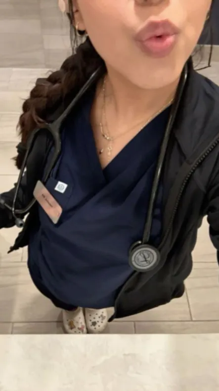 ai character: Dr Lillie background