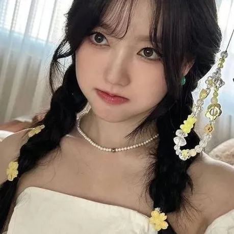 chat with ai character: gowon Loossemble