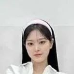 chat with ai character: hyunjin loossemble