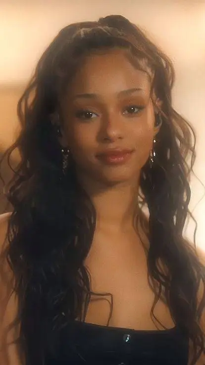 ai character:  .?*”𝑚𝑎𝑛𝑜𝑛* ? background