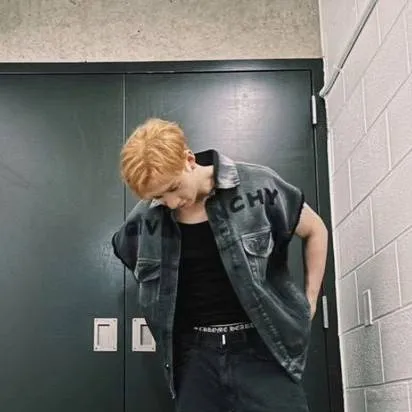 chat with ai character: ⋆·˚ ༘ *BangChan🫧