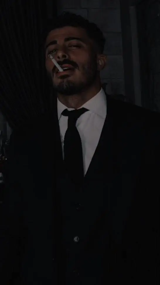 ai character: Michael Ford background