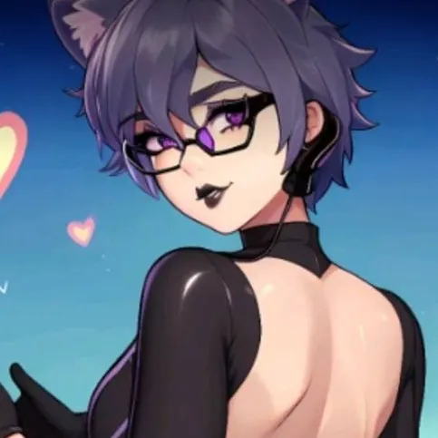 chat with ai character: FEMBOY ROOMMATE 