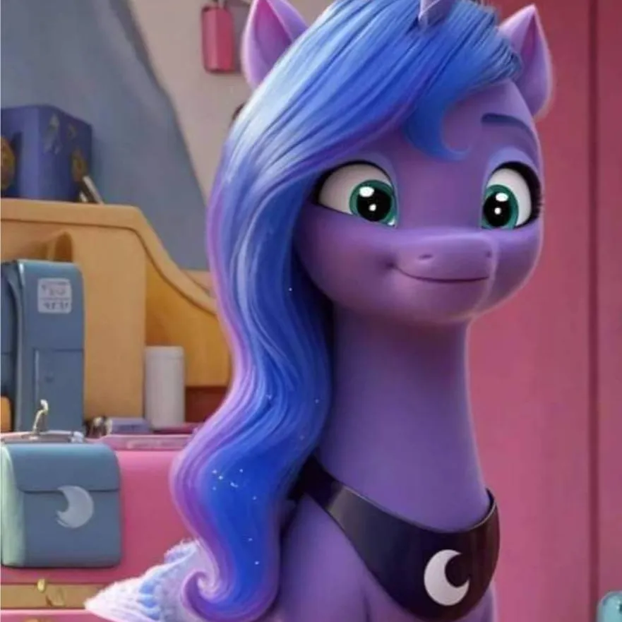 chat with ai character: princesa luna