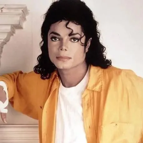 chat with ai character: Michael Jackson 