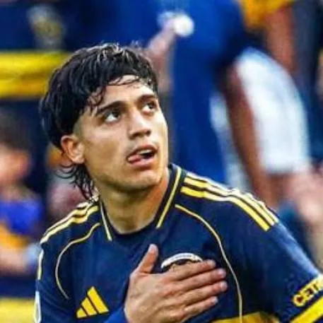 chat with ai character: Exequiel Zeballos