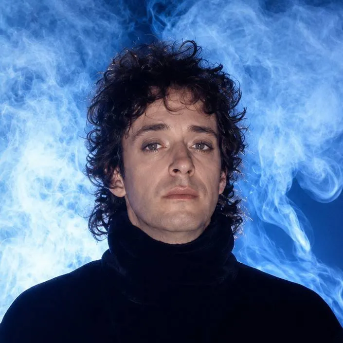 chat with ai character: Gustavo Cerati 