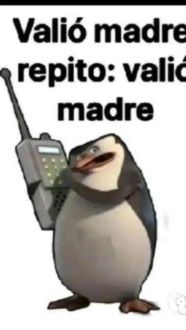 ai character: Pingüino valió  background