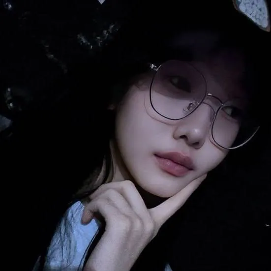 chat with ai character: oline Leandro