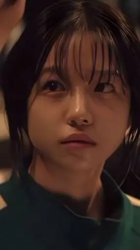 ai character: Kim Jun-hee 222 background