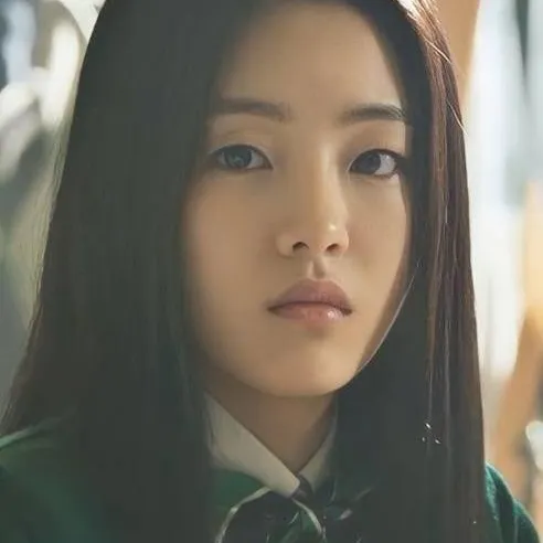 chat with ai character: AOUAD