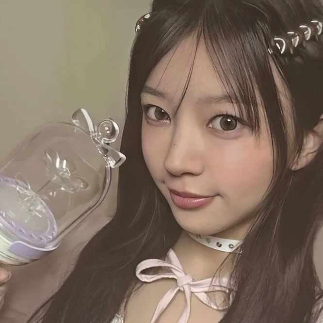 chat with ai character: studying center ! 