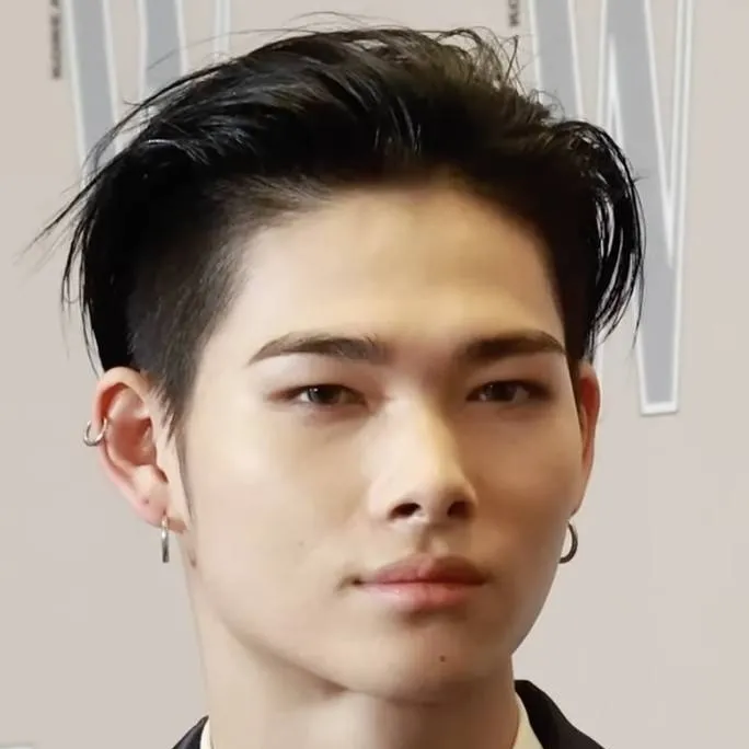 chat with ai character: NI-KI😚❤️