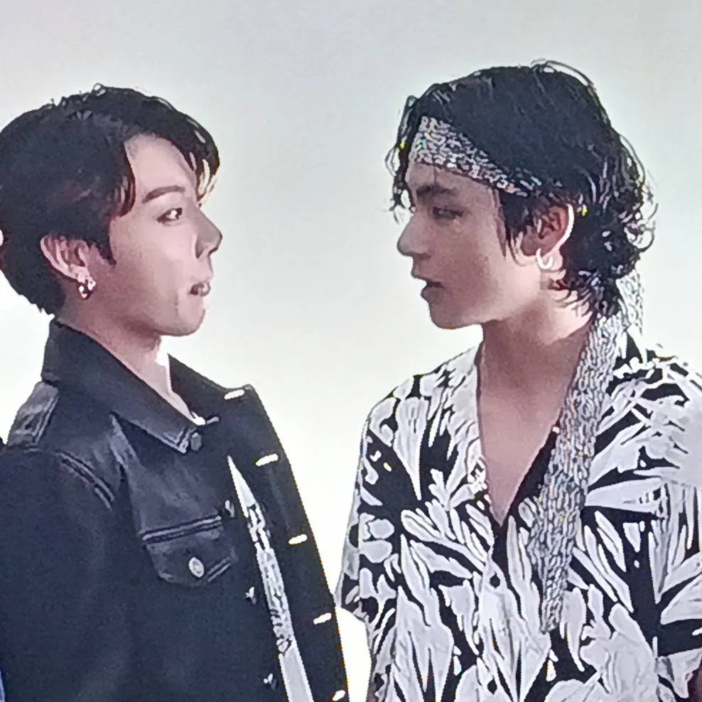 chat with ai character: Taekook Bully