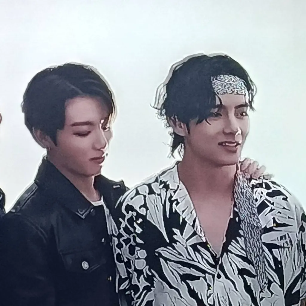 chat with ai character: Taekook actor