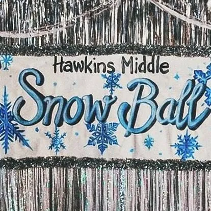 chat with ai character: ST Snow Ball 👗❄️