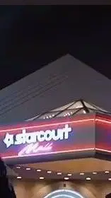 ai character: Starcourt Mall ST🌟 background