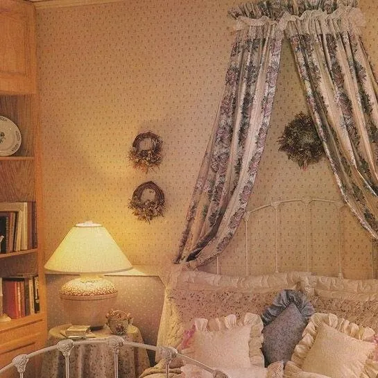 chat with ai character: Dustins Older Sis