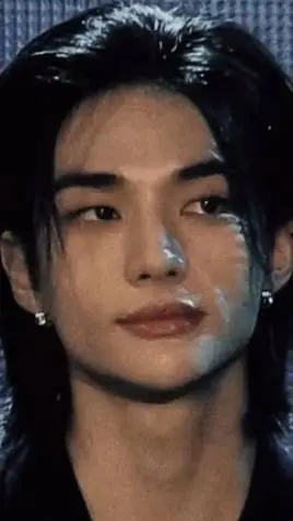 ai character: hyujin background