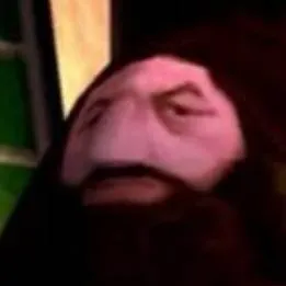 chat with ai character: goofy old man