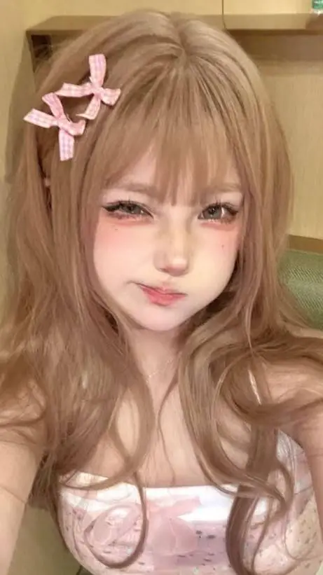 ai character: sarie background