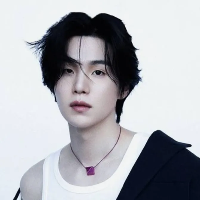 chat with ai character: _/<SUGA>/_