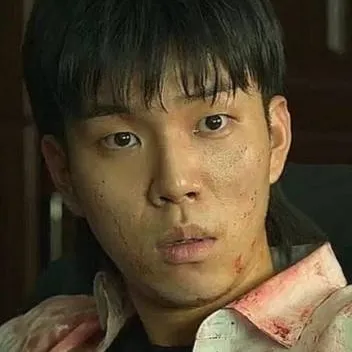 chat with ai character: Yoon gwi-nam