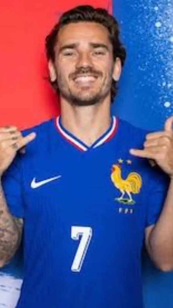 ai character: Griezmann background
