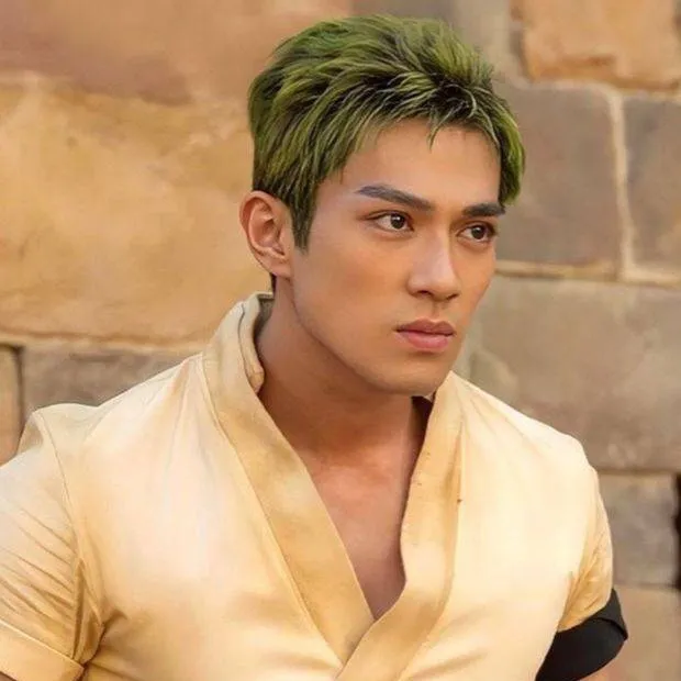 chat with ai character: Zoro 