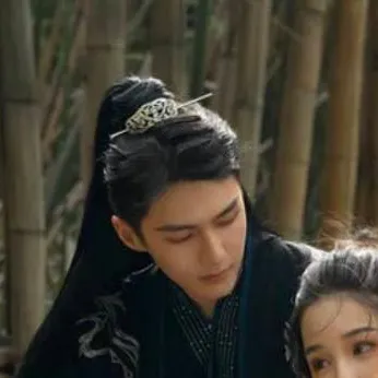 chat with ai character: liu han