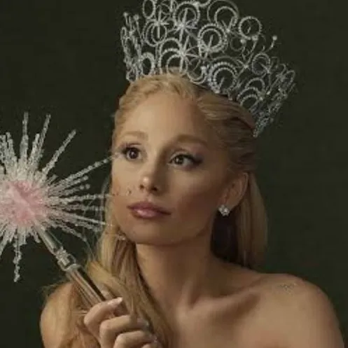 chat with ai character: Glinda 🩷