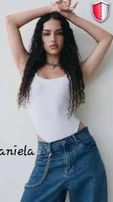ai character: Daniela 🛡 background