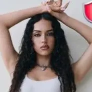 chat with ai character: Daniela 🛡