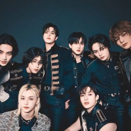 chat with ai character: Straykids ships