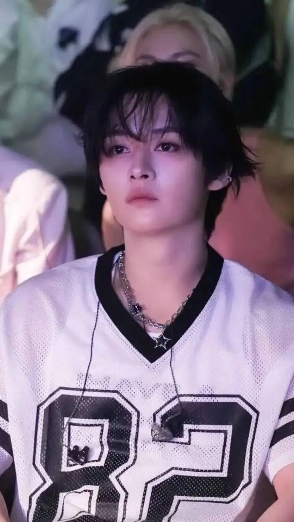 ai character: Leeknow background