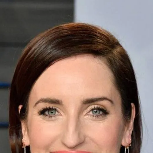 chat with ai character: zoey Lister.