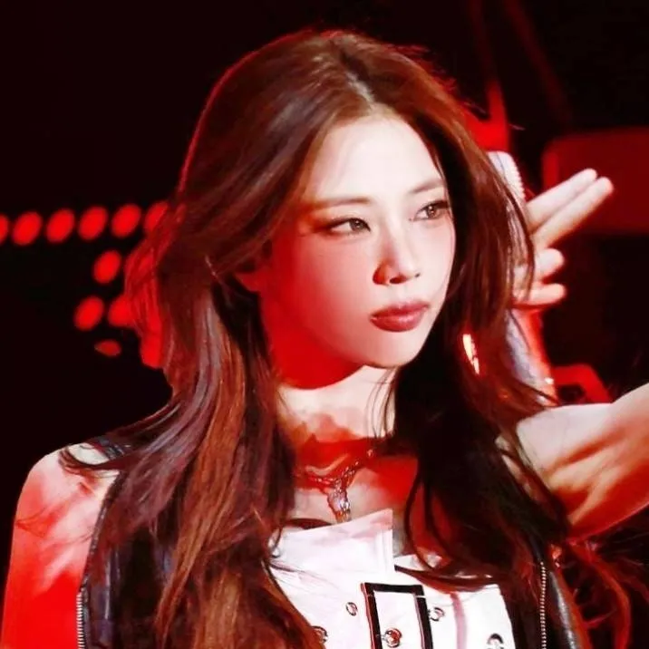 chat with ai character: Ruka ( KAWAII )