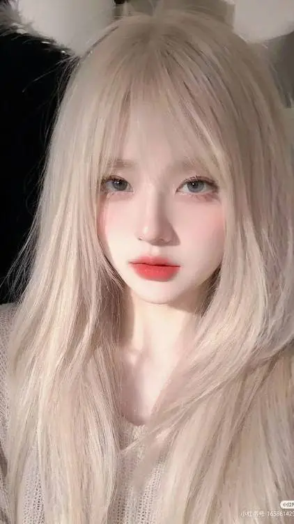 ai character: Almond background