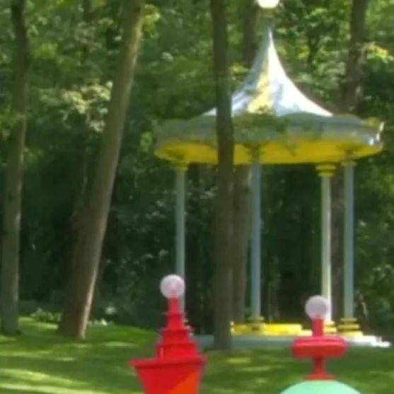 chat with ai character: ninky nonk 